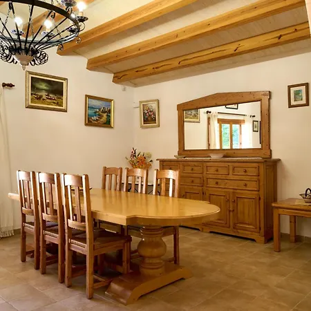Holiday home Caseta *