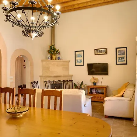 Caseta Holiday home *